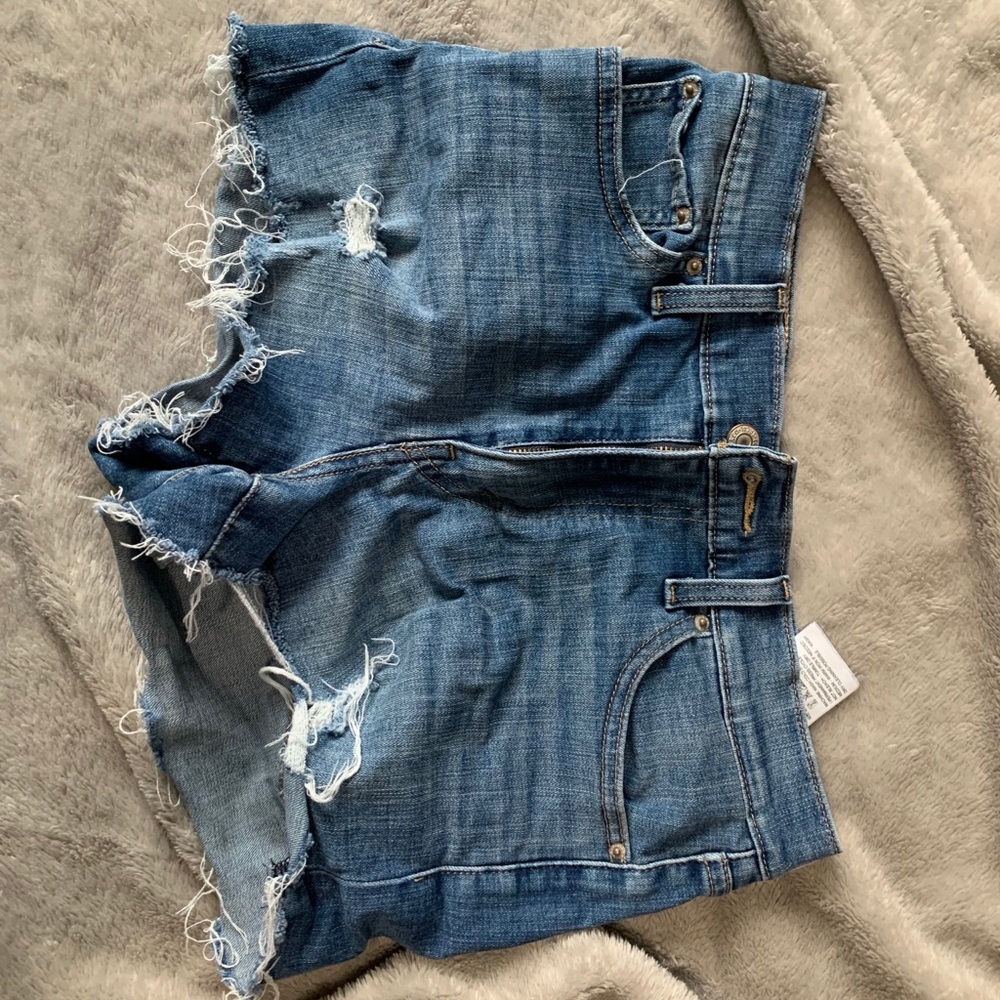 Levi shorts